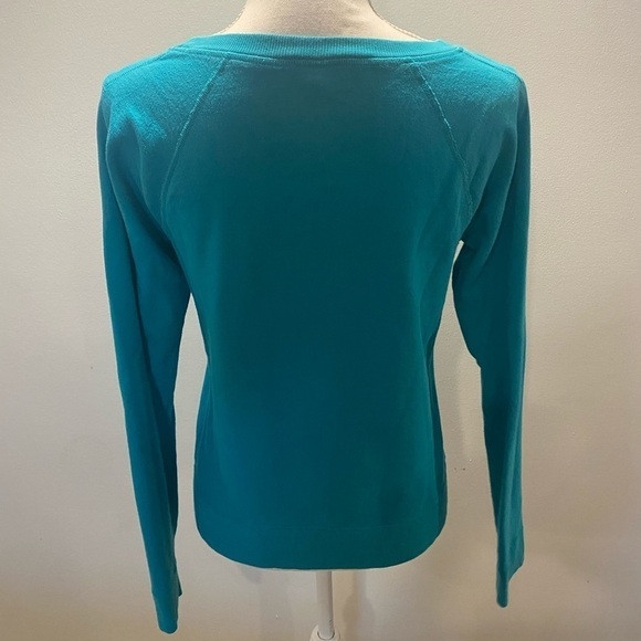 {Under Armour} sweatshirt - Picture 2 of 3